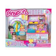 Pinypon Hotel 5 Estrellas – playset de lujo con 2 figuras y alberca | 4+ años
